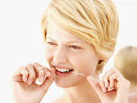 Cách hạn chế vôi răng hình thành, ngăn ngừa bệnh nha chu, hôi miệng